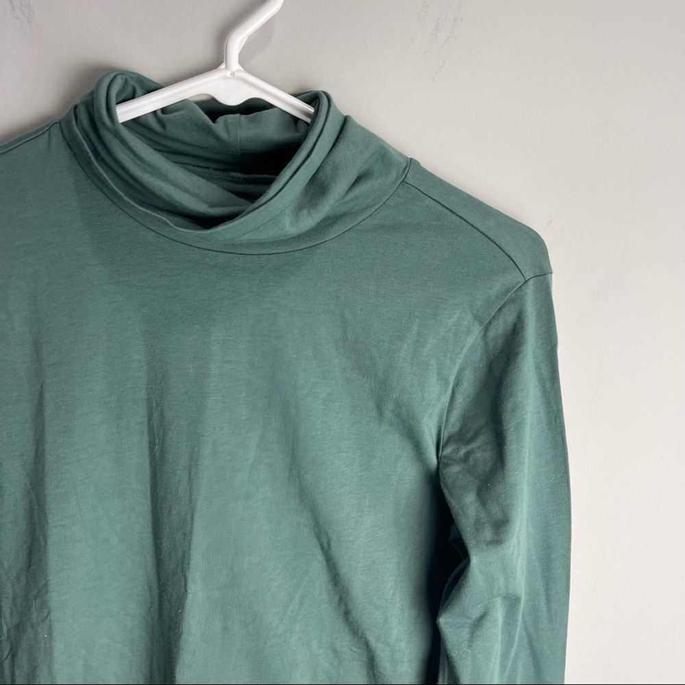 Eddie Bauer sz M womens long sleeve turtleneck knit top green - Picture 3 of 6